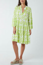 Tiered Baroque Floral Smock Print Dress DMF2 WearAll Lime One Size