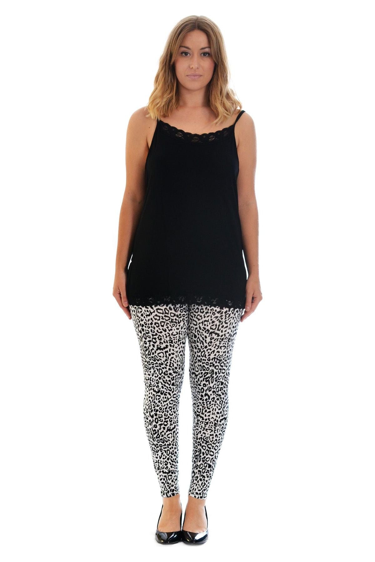 Plus Size Black White Animal Print Leggings Leggings WearAll