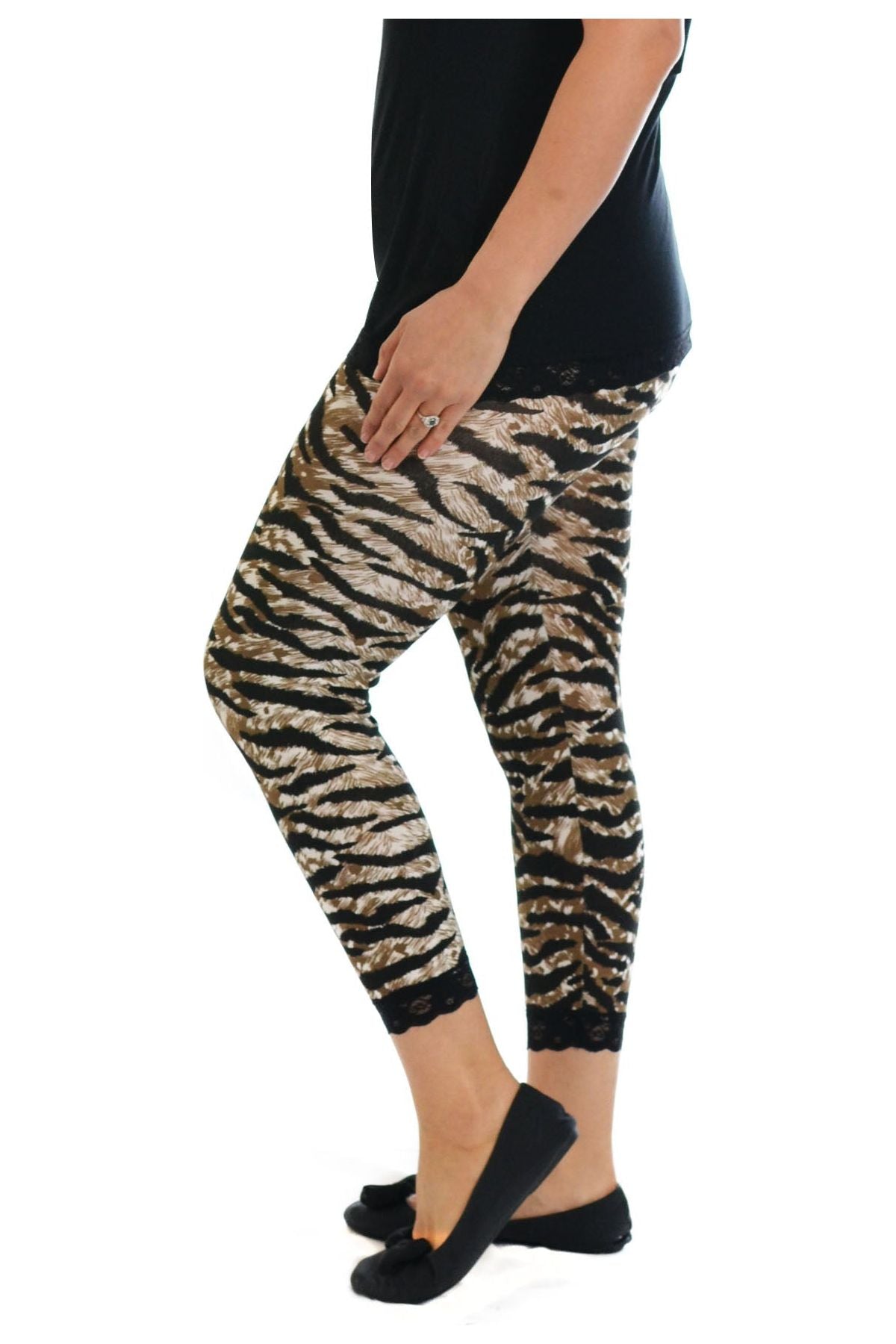 Plus Size Cropped Tiger Lace Trim Leggings Leggings WearAll